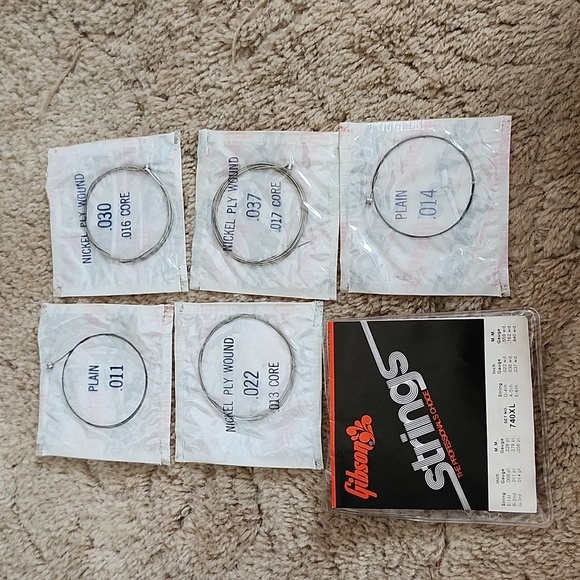 Gibson 740 XL Vintage Guitar Strings - Picture 1 of 6